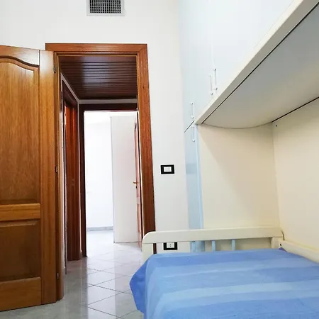 Via Faccolli Zona Centro Holiday home *