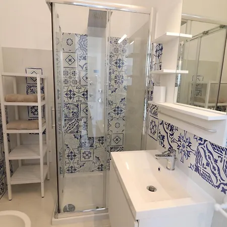 Via Faccolli Zona Centro Holiday home *