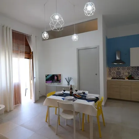 Via Faccolli Zona Centro *