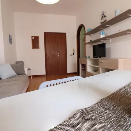 Via Faccolli Zona Centro *