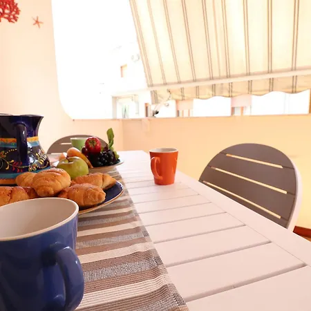 Via Faccolli Zona Centro Tatil Evi *