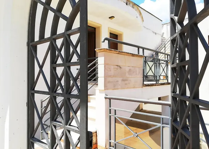 Via Faccolli Zona Centro * Otranto